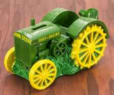 JOHN DEERE VINTAGE TRACTOR BANK